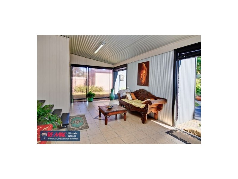 4 Moreton Terrace, Beachmere QLD 4510