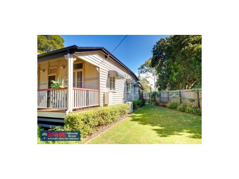4 Moreton Terrace, Beachmere QLD 4510