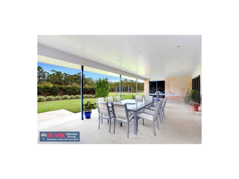 2 Pocketwood Place, Upper Caboolture QLD 4510