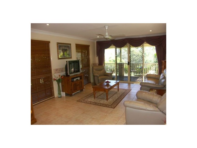 5 Burgundy Drive, Morayfield QLD 4506