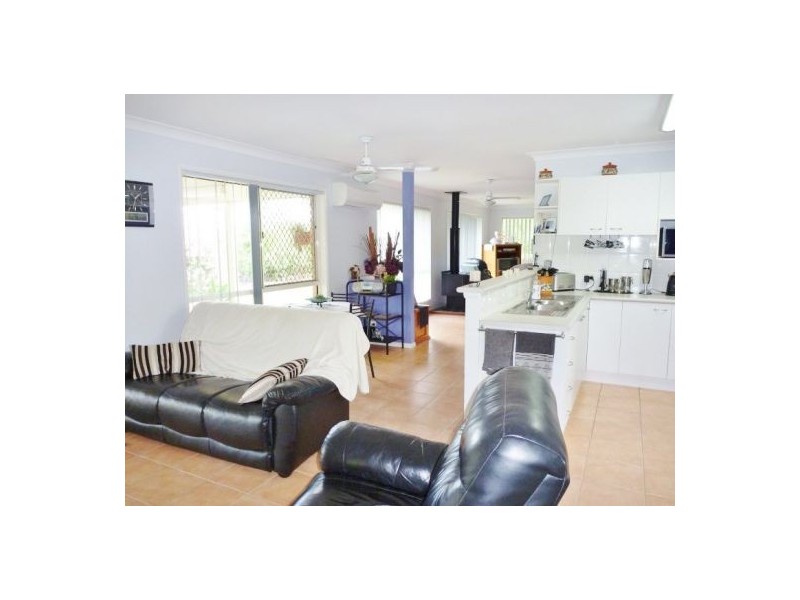 31 Calais Ct, D’aguilar QLD 4514