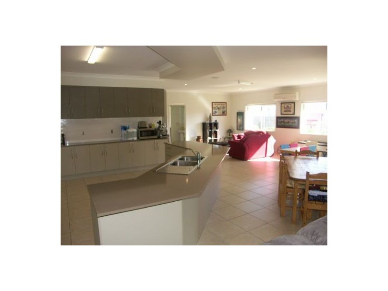 1 Rudken Parade, Elimbah QLD 4516