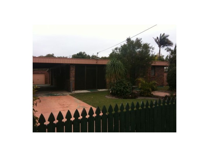 26 Whiting Street, Beachmere QLD 4510