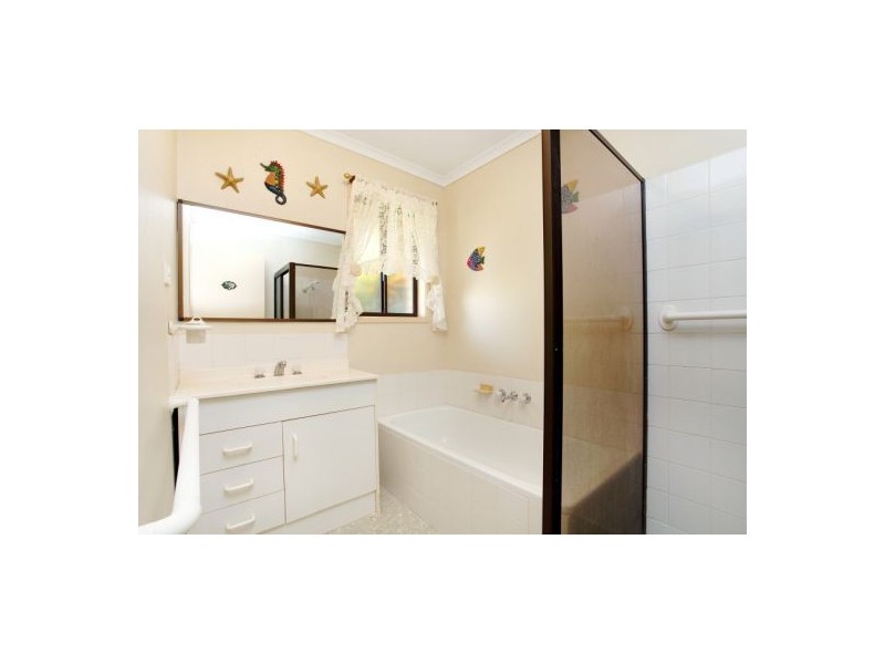 6 Pearl Crescent, Caboolture QLD 4510