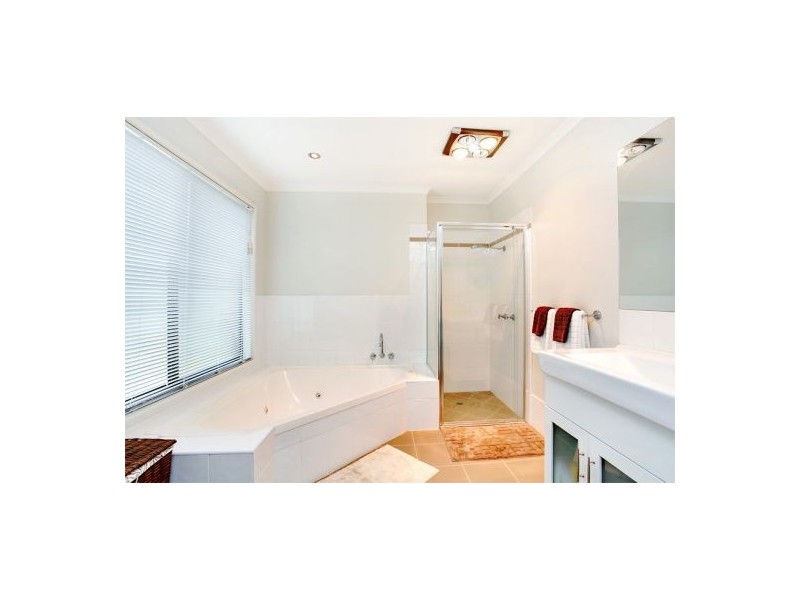 9 Masters Court, Morayfield QLD 4506