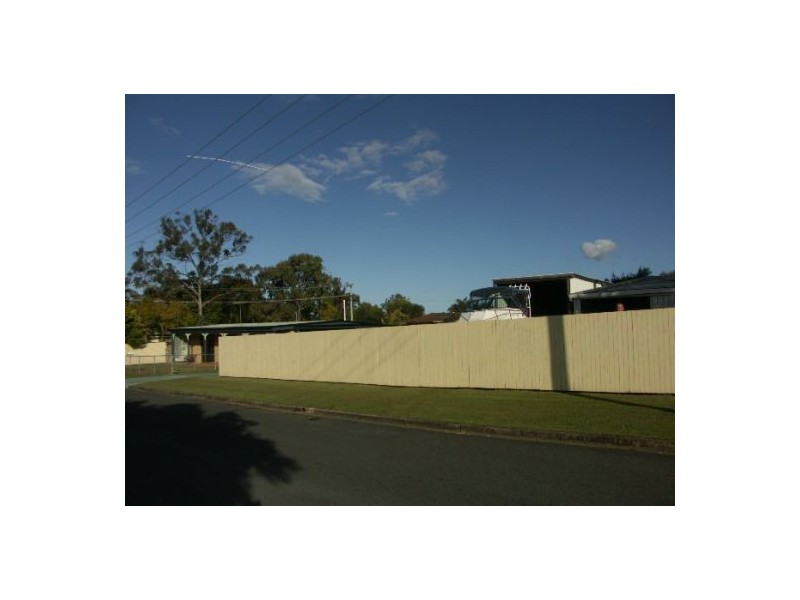 2 Carlisle Street, Morayfield QLD 4506