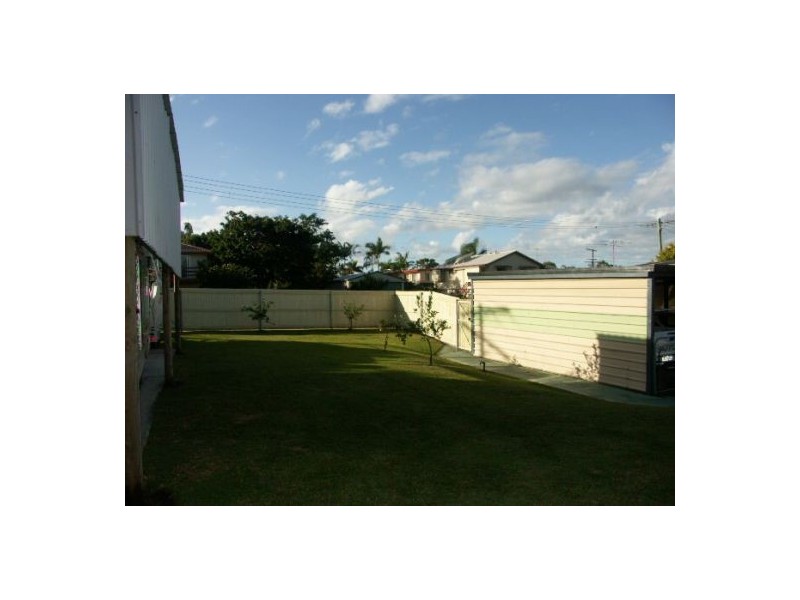 2 Carlisle Street, Morayfield QLD 4506