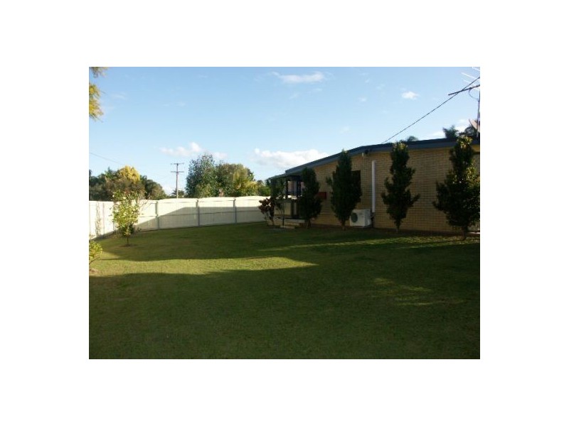 2 Carlisle Street, Morayfield QLD 4506
