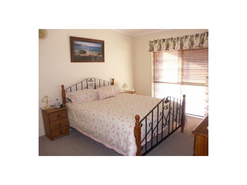 2 Carlisle Street, Morayfield QLD 4506
