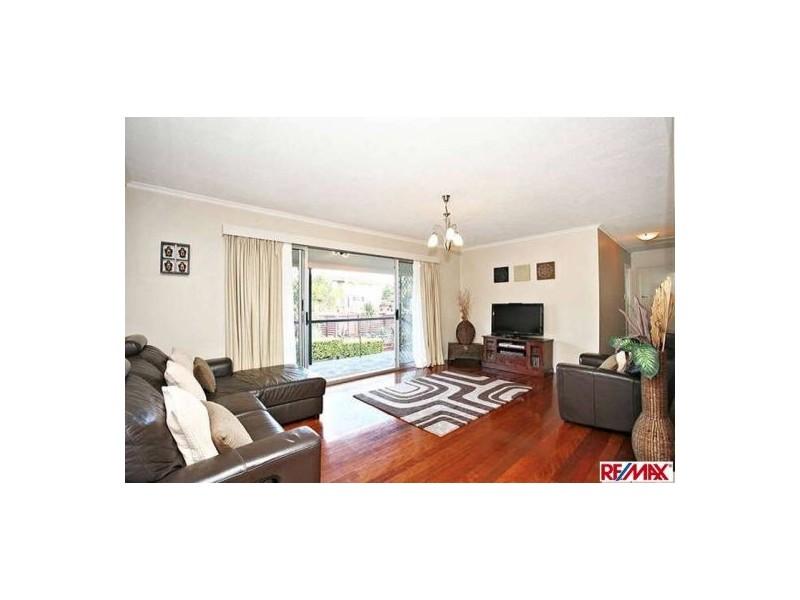 10 Hillcrest Avenue, Caboolture QLD 4510