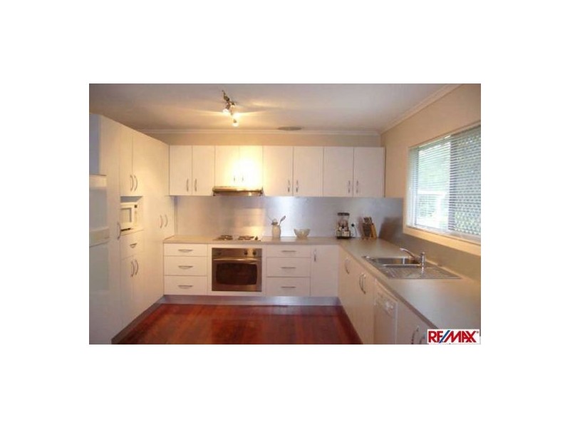 10 Hillcrest Avenue, Caboolture QLD 4510