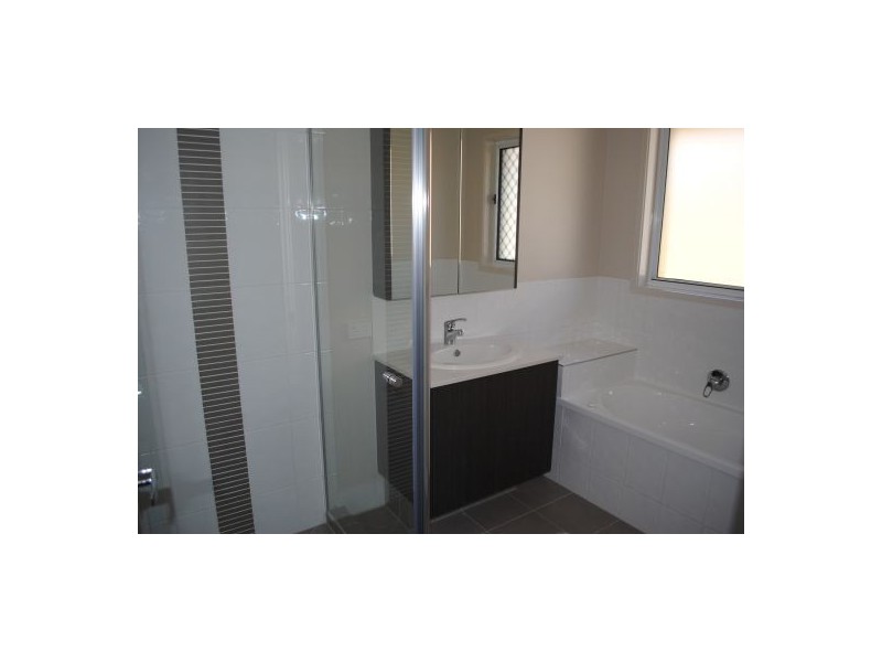 North Lakes QLD 4509