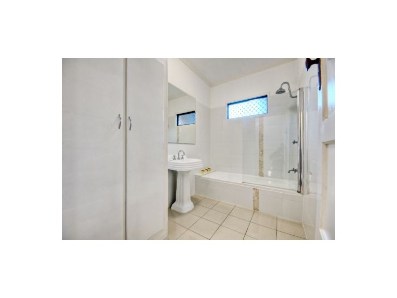 65  Charles Street, Berserker QLD 4701
