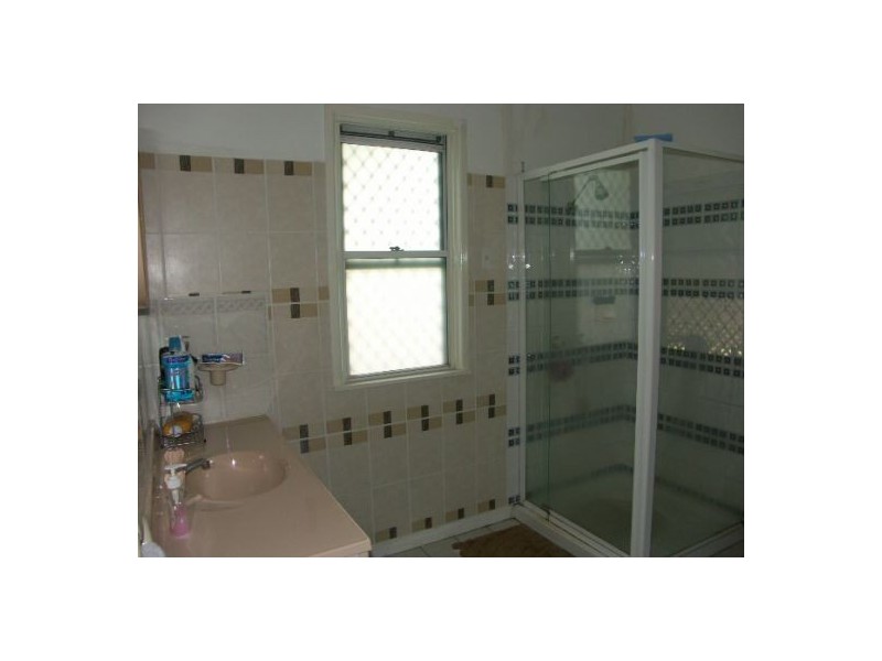 1228 Anzac Ave, Kallangur QLD 4503