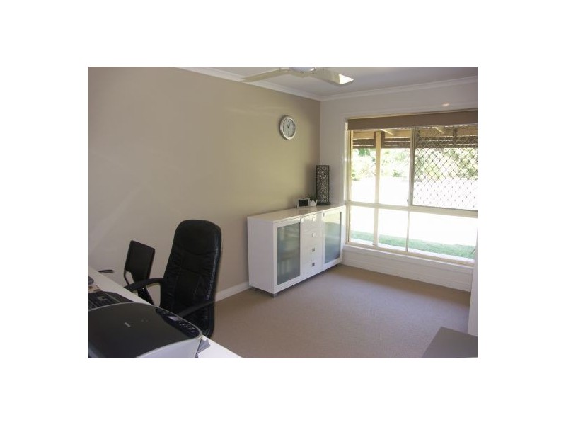 26 Bushland Pl, Morayfield QLD 4506