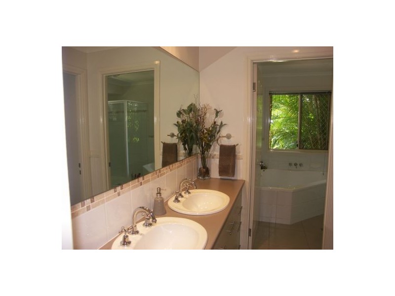 26 Bushland Pl, Morayfield QLD 4506