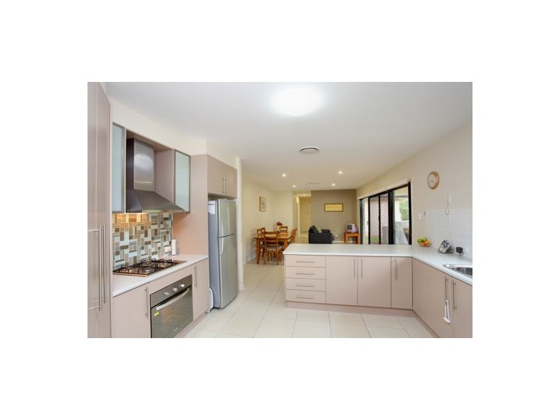 22 Elm Crt, Morayfield QLD 4506