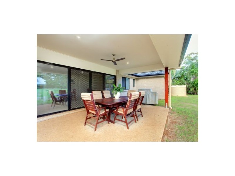 22 Elm Crt, Morayfield QLD 4506