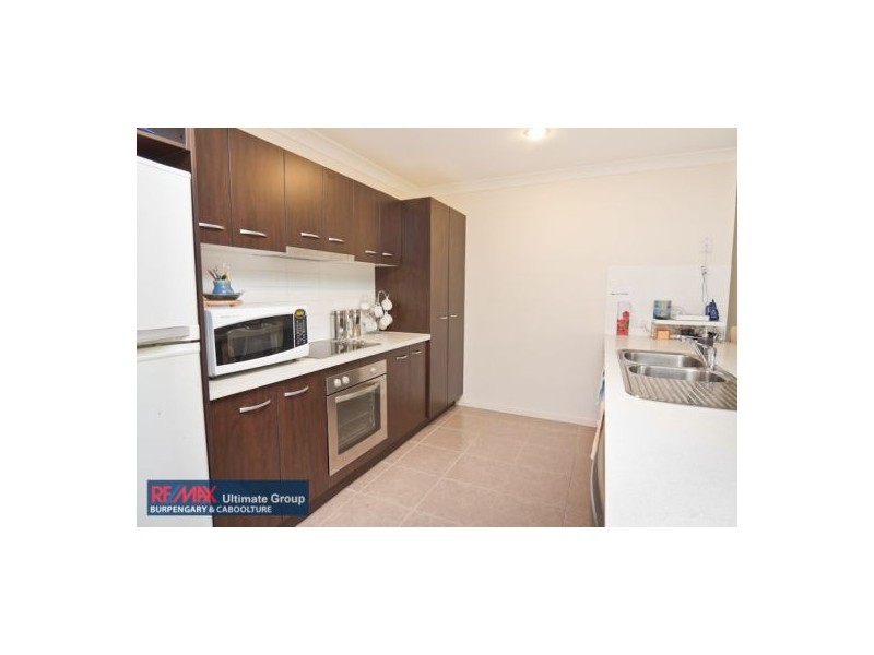 3 Elle Ct, Cashmere QLD 4500