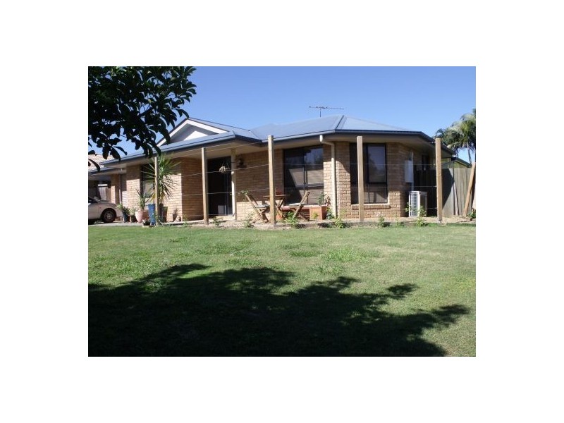 12 Crestleigh Court, Morayfield QLD 4506
