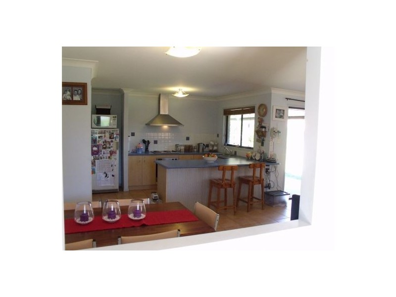 12 Crestleigh Court, Morayfield QLD 4506