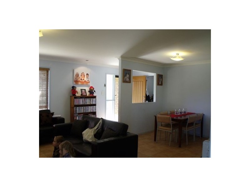 12 Crestleigh Court, Morayfield QLD 4506