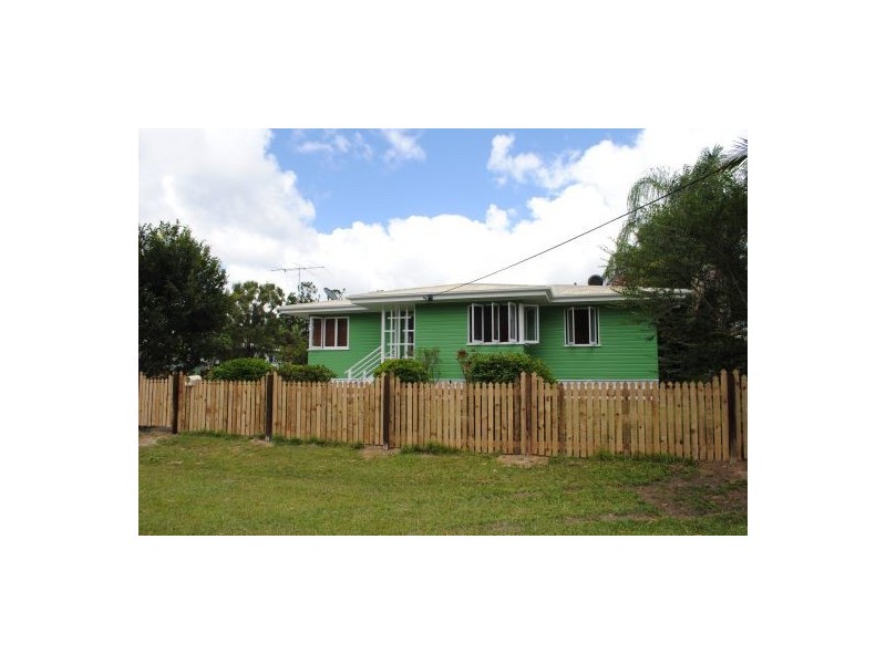 6 Blackbutt Street, Beerwah QLD 4519