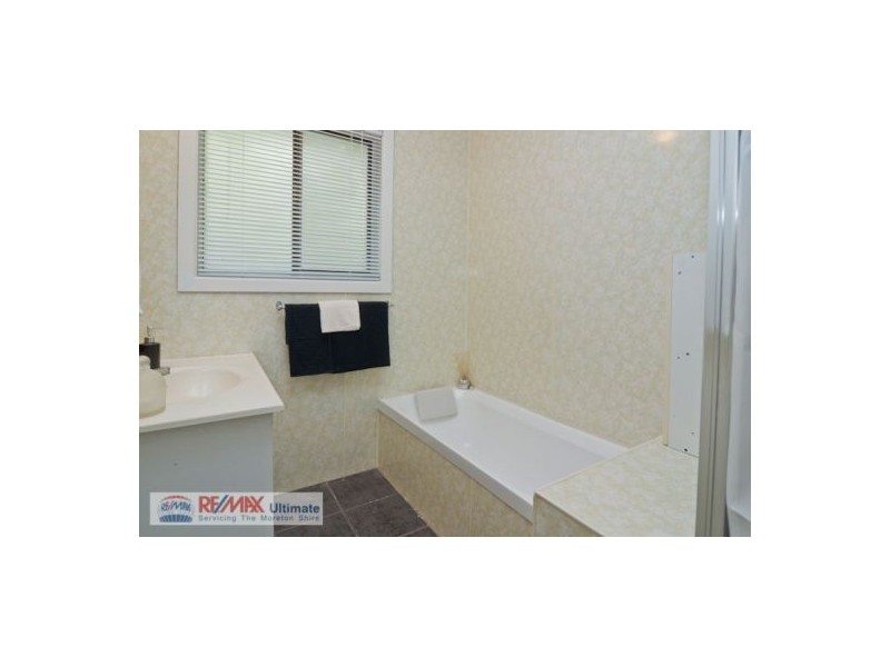 10 Douglas Drive, Caboolture QLD 4510