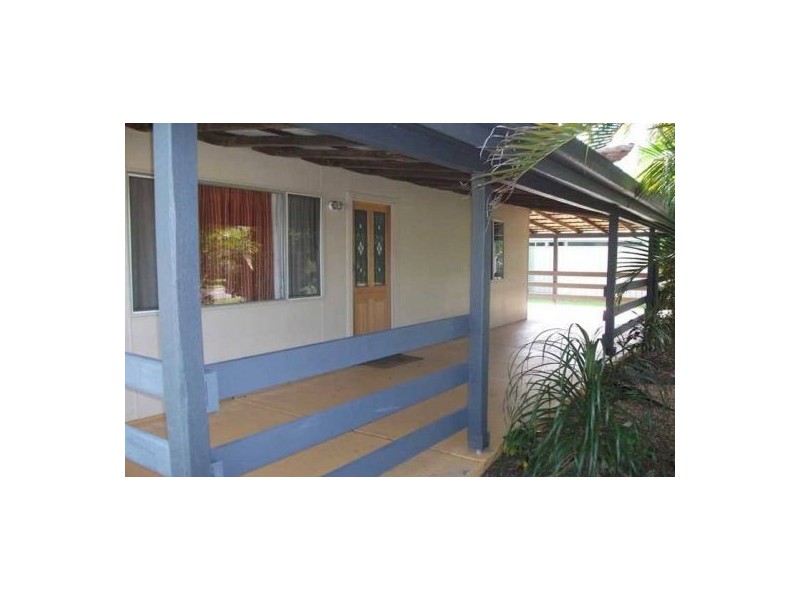 9 Prince Street, Beachmere QLD 4510