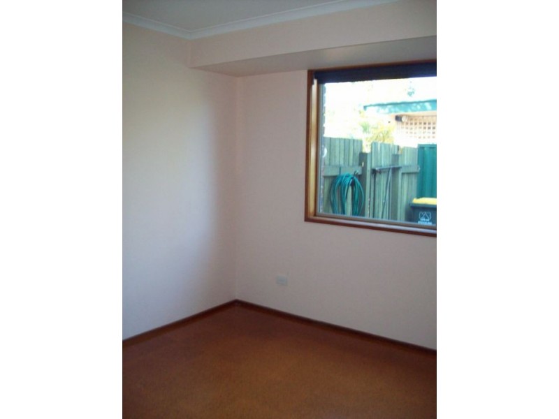 10 Patrick Street, Beachmere QLD 4510
