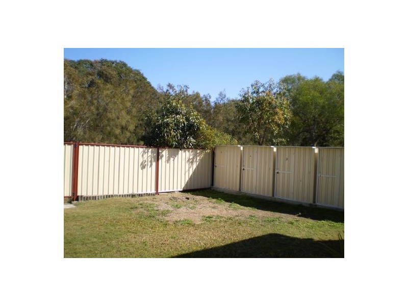 2/34 Bestman Ave, Bongaree QLD 4507