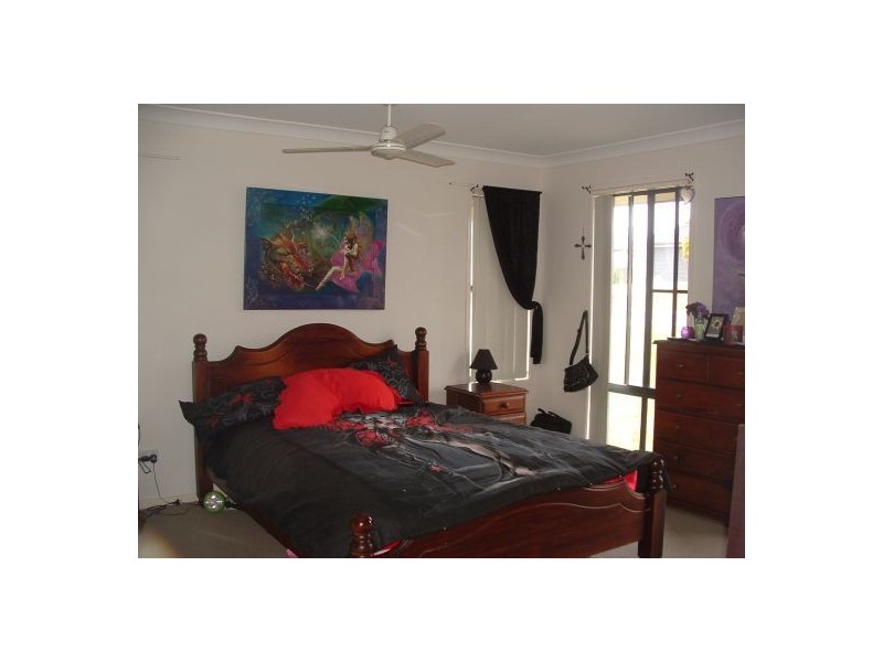 8 Leggett Street, Morayfield QLD 4506