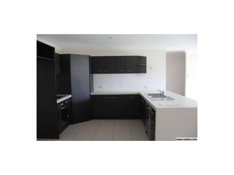 8 Leggett Street, Morayfield QLD 4506