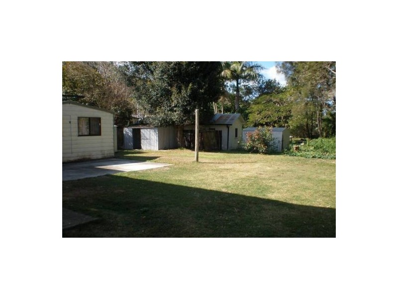 53 Bishop Road, Beachmere QLD 4510