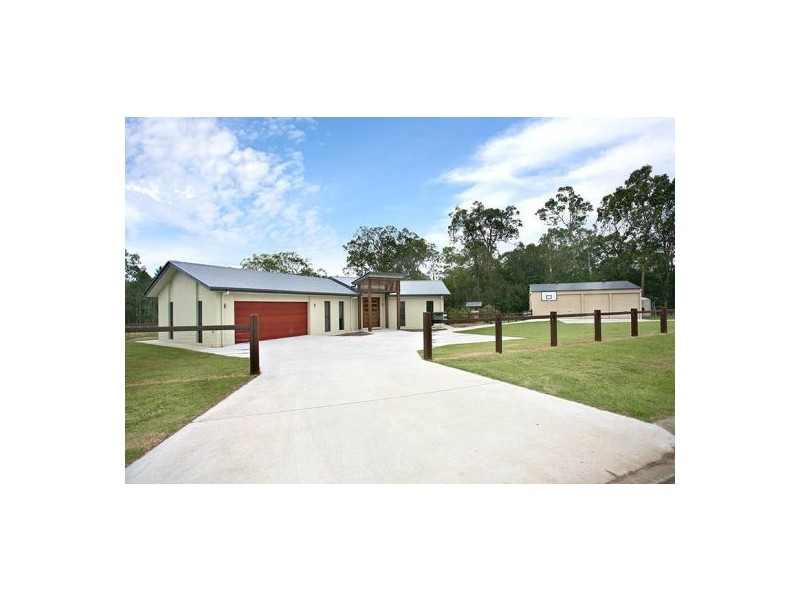 102 Mallard Court, Upper Caboolture QLD 4510