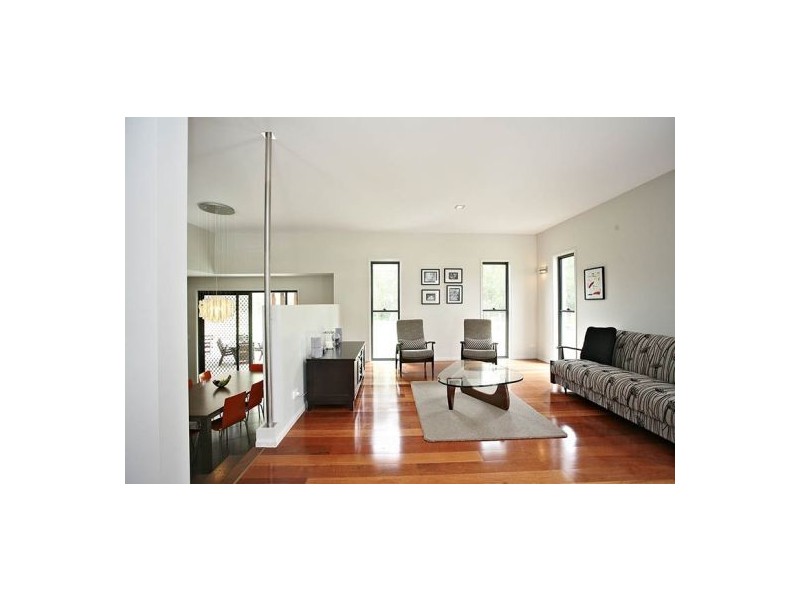 102 Mallard Court, Upper Caboolture QLD 4510