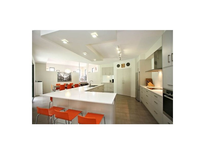 102 Mallard Court, Upper Caboolture QLD 4510