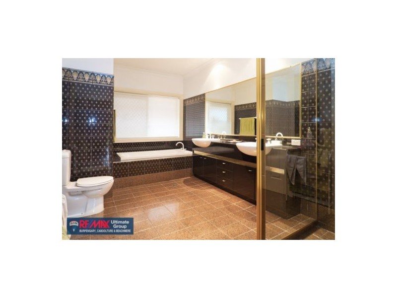 11  Castle Hill Drive, Murrumba Downs QLD 4503