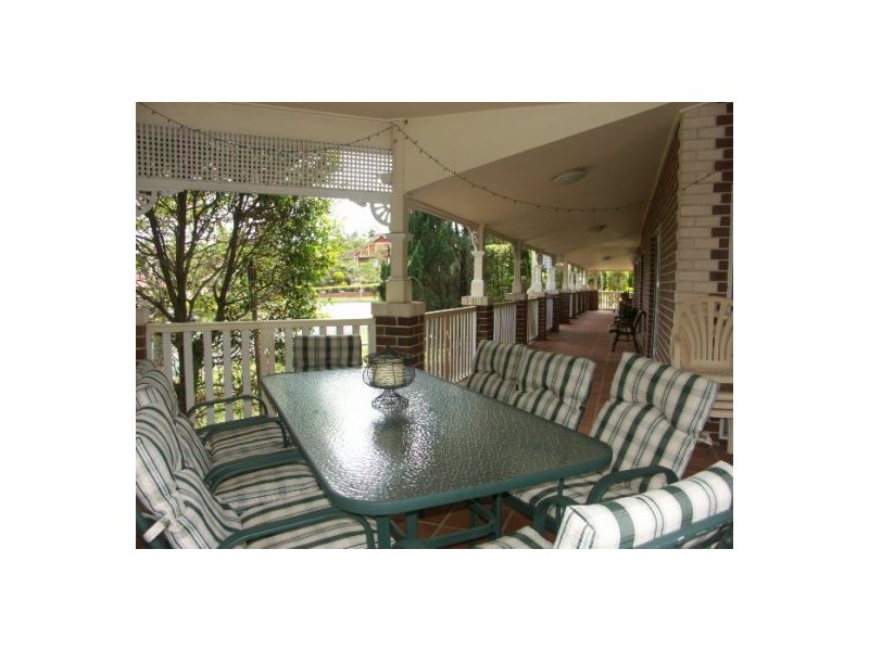 11  Castle Hill Drive, Murrumba Downs QLD 4503