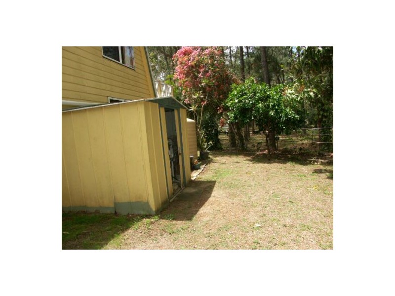 12 Riversleigh Rd, Beachmere QLD 4510
