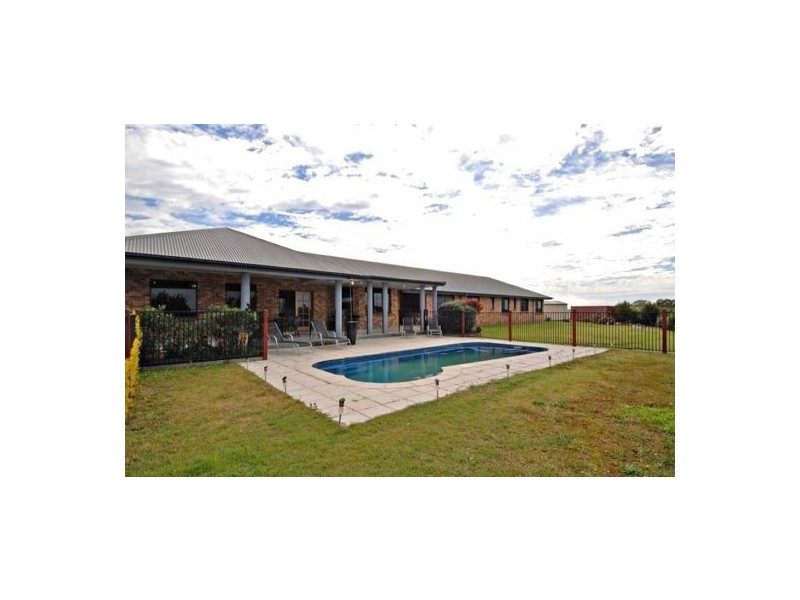 34 Remor Court, Elimbah QLD 4516