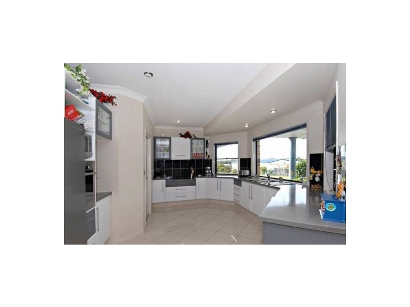 34 Remor Court, Elimbah QLD 4516