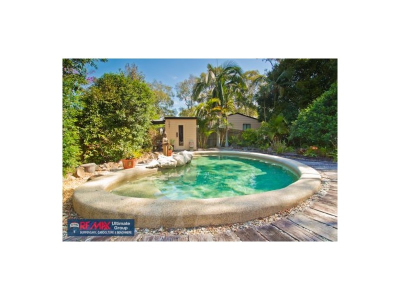 9 Arvon Avenue, Beachmere QLD 4510