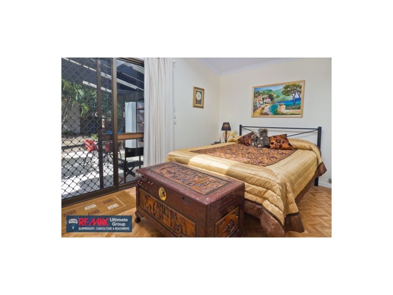 9 Arvon Avenue, Beachmere QLD 4510