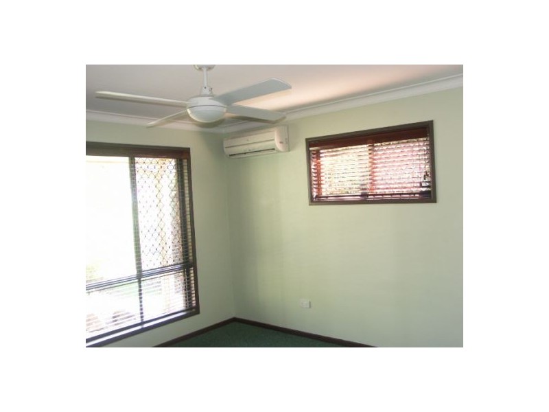 19 Sedgman St, Morayfield QLD 4506