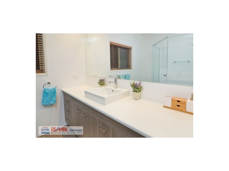 82 Burgundy Drive, Morayfield QLD 4506