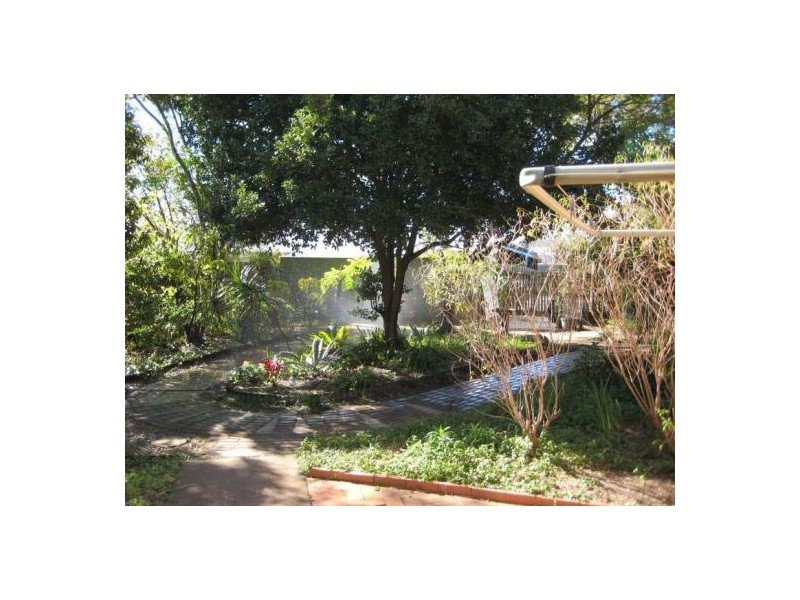 12 James Road, Beachmere QLD 4510