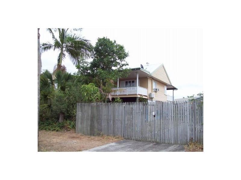13 Dwyer Street, Beachmere QLD 4510