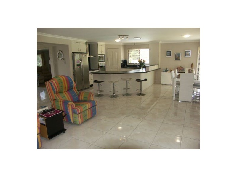 80 Shaun Parade, Elimbah QLD 4516