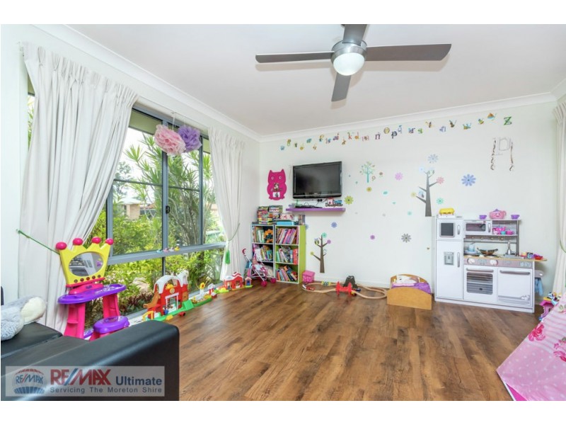 17 Maurice Avenue, Morayfield QLD 4506